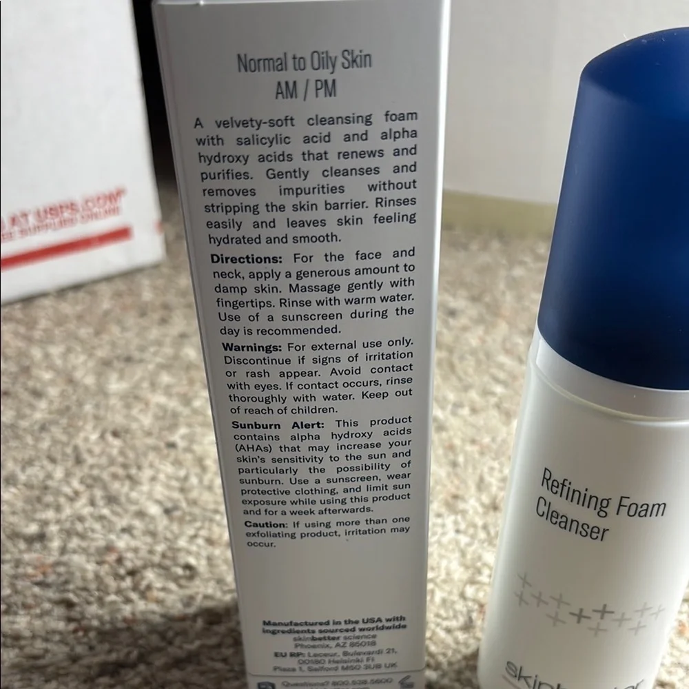 Skin Better Refining Foam Cleanser - White